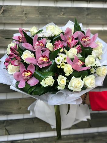 Букет цветов из: Розы и Хризантемы в Константиновке