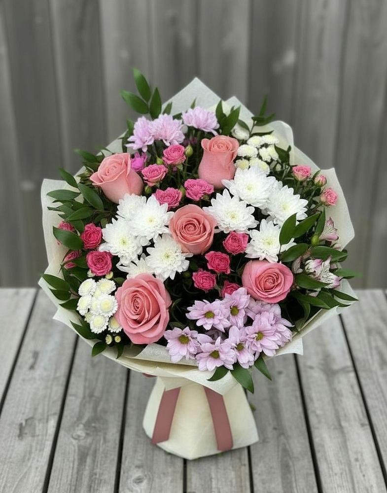 Букет цветов из: Альстромерии, Гвоздики, Розы и Хризантемы в Константиновке