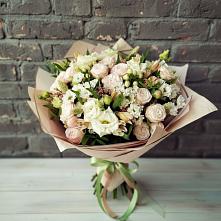 Букет цветов из:  Альстромерии, Розы и Хризантемы в Константиновке