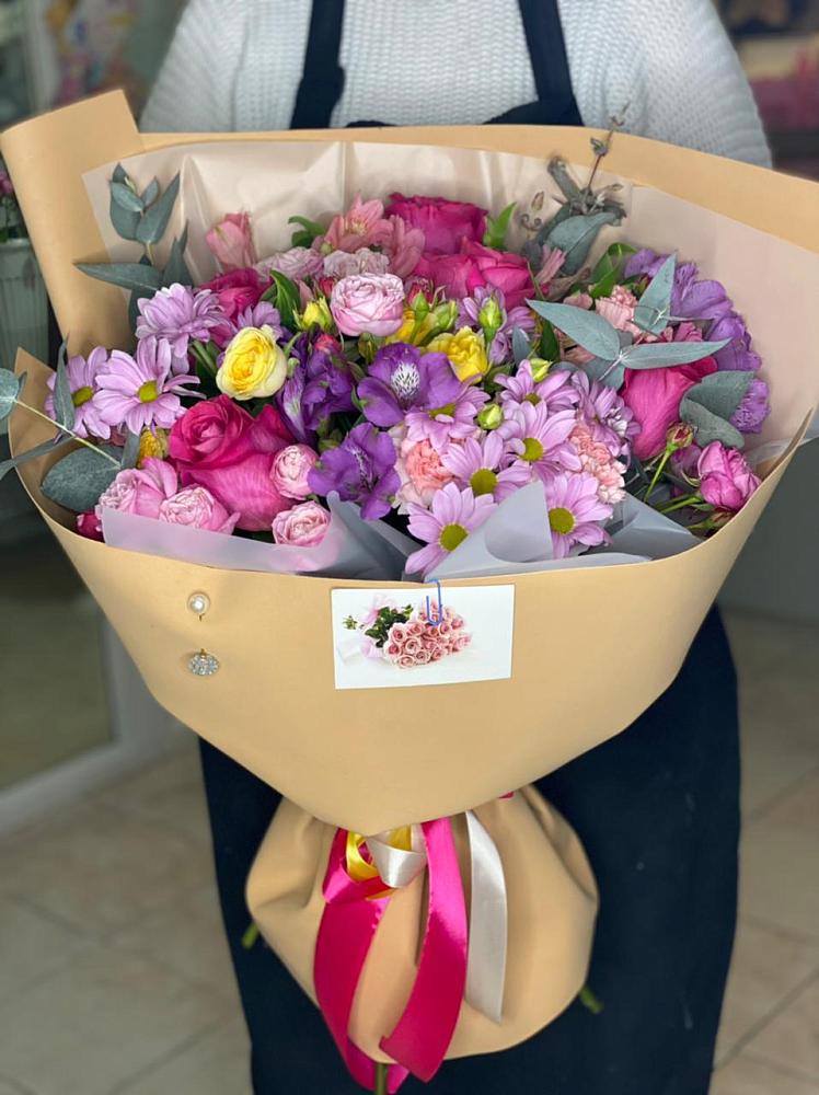 Букет цветов из: Хризантемы, Гвоздики и Альстромерии в Константиновке