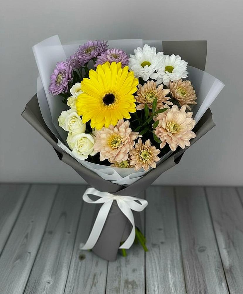 Букет цветов из: Розы, Герберы и Хризантемы в Константиновке