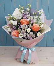 Букет цветов из:  Лизиантусы, Розы, Альстромерии и Гипсофила в Константиновке