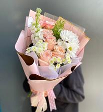 Букет цветов из:  Хризантемы и Розы в Константиновке