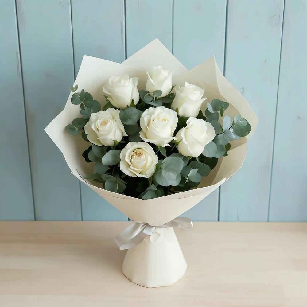 Букет Белые розы в Эвкалипте в Константиновке