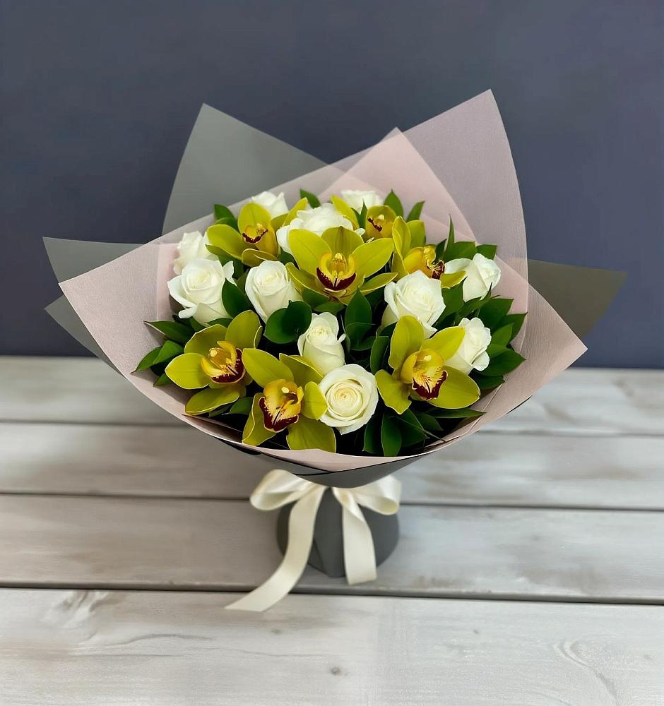 Букет цветов из: Орхидеи и Розы в Константиновке