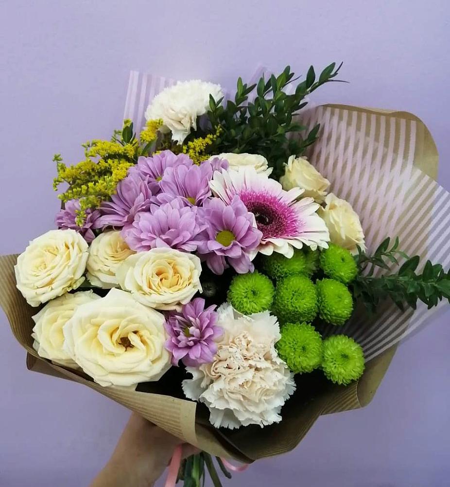 Букет цветов из: Хризантемы, Розы, Гвоздики и Герберы в Константиновке