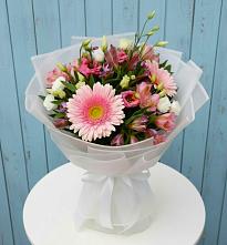 Букет цветов из:  Герберы, Альстромерии и Лизиантусы в Константиновке