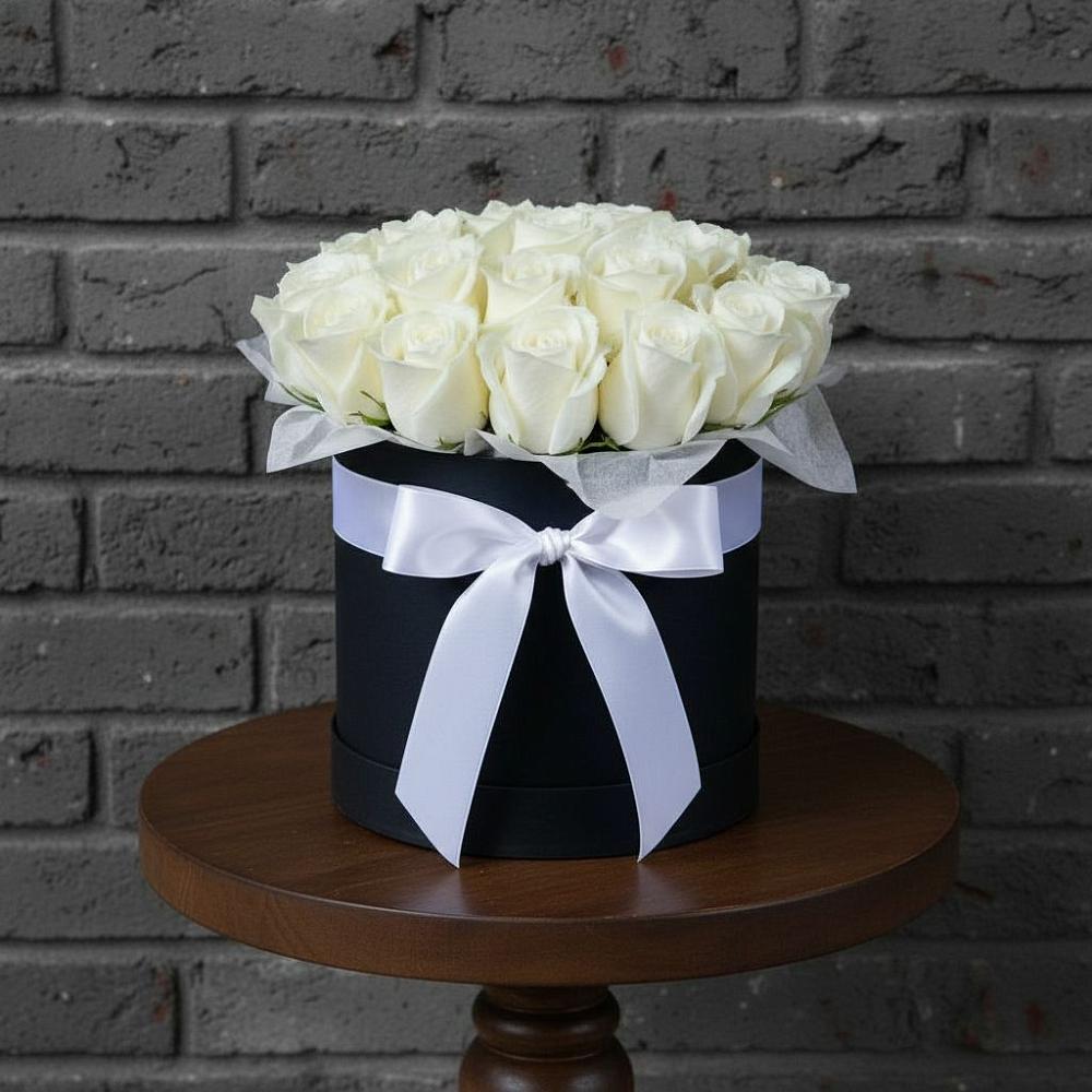 Цветочная композиция из Розы в шляпной коробке в Константиновке